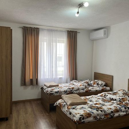 Lejla'S Guesthouse Gusinje Екстер'єр фото