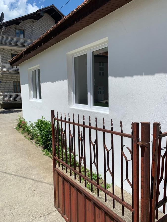 Lejla'S Guesthouse Gusinje Екстер'єр фото